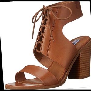 Steve Madden Nanno lace up sandals size 8 EUC!